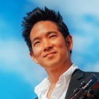 Jake Shimabukuro Announces New Album Featuring Bette Midler, Jimmy Buffett & More