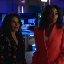 VIDEO: Netflix Shares SEX/LIFE Season Two Trailer