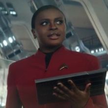 Exclusive: Watch the STAR TREK: STRANGE NEW WORLDS Musical Episode Opening Number Wit