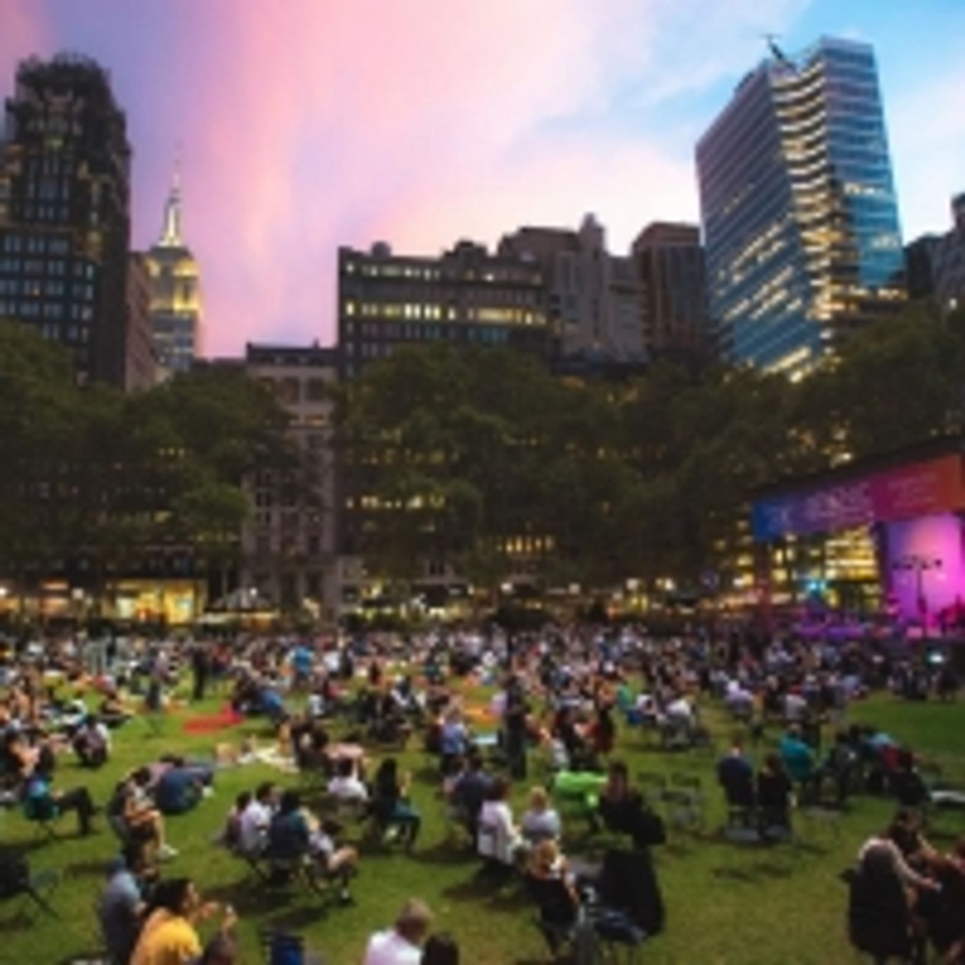 Wake Up With BWW 5/20: DRAMA BOOK SHOP Will Reopen Next Month, and More!  Image