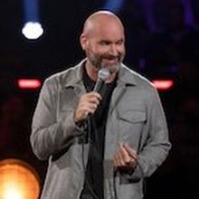 Video: Netflix Releases TOM SEGURA: SLEDGEHAMMER Trailer