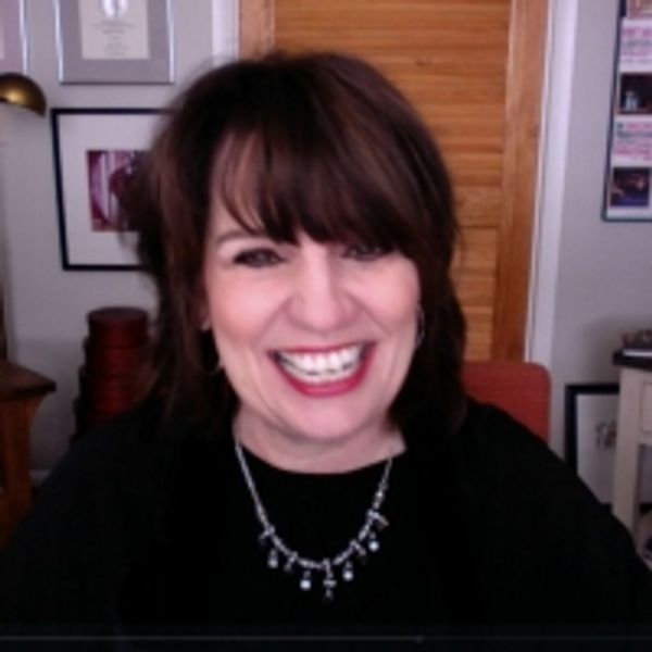 TV: Beth Leavel Salutes First White House Rescue Dog, Major Biden, With A Song - Broadway Theater Video