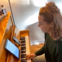 VIDEO: Erika Henningsen Sings 'Vienna' By Billy Joel