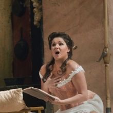 BWW Review: Giggles Galore at the Met? You Bet—from PASQUALE and FALSTAFF on Demand
