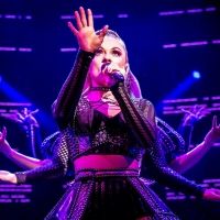 SIX's Nica Burns Speaks to Accessibility Updates at Vaudeville Theatre