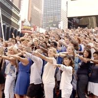 Video: Relive the Final Days of MAMMA MIA! on Broadway Video