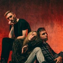 Arrows In Action Unveil New Single 'Checking In'