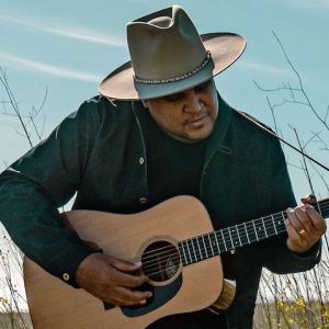 Chris Pierce Drops New Single 'Meet Me at the Bottom'