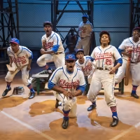 BWW Review: 9 Reasons to See TONI STONE at the MILWAUKEE REPERTORY THEATER