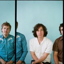 French Cassettes Release New Single 'Medium Horny'