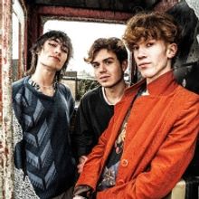 Vacant Weekend Unveil New Single 'Cool New Friends'