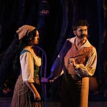 Review: CINDERELLA Charmed at Sierra Rep