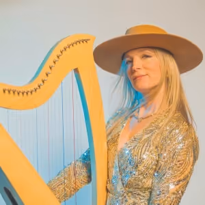 English Harpist Hattie Webb Releases 'Shakespeare's Shores'