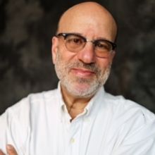 Tony Award-Winning Producer Larry Hirschhorn To Give Ithaca College Commencement Addr
