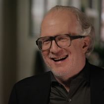 Tracy Letts Connects Family History to Stage Work in FINDING YOUR ROOTS