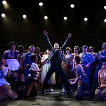 Review: ALL SHOOK UP at Dutch Apple Dinner Theater