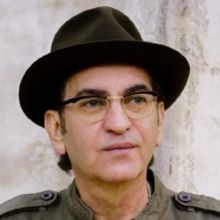 Acoustic Guitarist IAN GOTHE Reveals New Single 'Amphitrite'