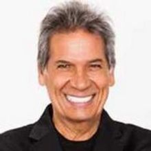 Bobby Collins Comes to Comedy Works South This Month