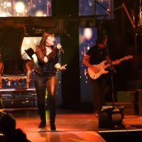 Feature: Elyzabeth Diaga performs the Queens of Rock at Mosaic on the Strip