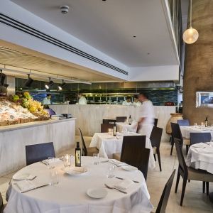 Review: ESTIATORIO MILOS in Midtown for Exquisite Pre and Post Theatre Dining