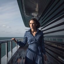 Photos/Video: Keira Knightley Stars in First-Look at THE WOMAN IN CABIN 10