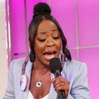 VIDEO: Tichina Arnold & Jennifer Hudson Have a 'Riff-Off' on THE JENNIFER HUDSON SHOW Video