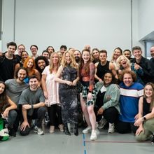 Photos/Video: Kylie Minogue Visits the Cast of I SHOULD BE SO LUCKY in Rehearsal