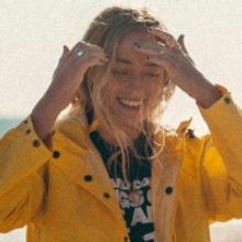 Brynn Cartelli Shares New Song 'Convertible in the Rain'