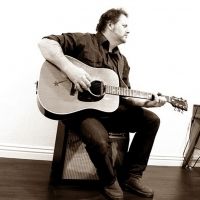 Troubadour Bobbo Byrnes Pays Homage To His Singer/Songwriter Sisters In 'Queen Of…