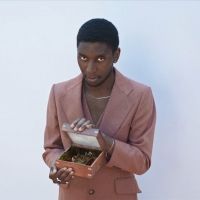 Samm Henshaw Shares Music Video for New Single