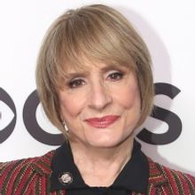 Patti LuPone to Appear on LATE NIGHT WITH SETH MEYERS Next Week