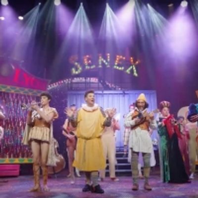 STAGE TUBE: Nuevo trailer de GOLFUS DE ROMA