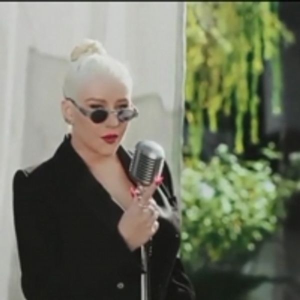 VIDEO: Christina Aguilera Performs 'Reflection' and 'Loyal Brave True' from MULAN on GOOD MORNING AMERICA - Broadway Theater Video