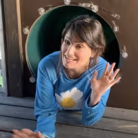 VIDEO: Idina Menzel and Friends Sing 'Close to You' on IDINA'S TREEHOUSE