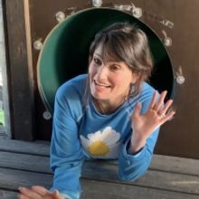 VIDEO: Idina Menzel and Friends Sing 'Close to You' on IDINA'S TREEHOUSE