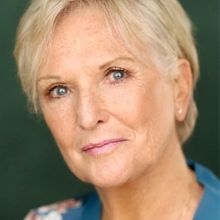 Lyn Paul Joins MARY POPPINS UK and Ireland Tour as Bird Woman