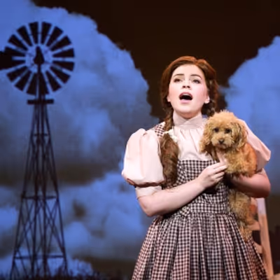 Review: THE WIZARD OF OZ at Beef & Boards Dinner Theatre