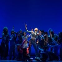 Il musical TUTTI PARLANO DI JAMIE conquista Milano