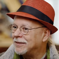 Video: Gregory Maguire Reveals How WICKED's Elphaba Actresses Shape 'Elphie' Video