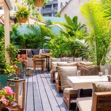 GILLIGAN'S in SoHo is Back With Summery Vibes