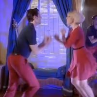 VIDEO: Bryan Thomas Hunt and Kelly Sheehan Perform "Tap Your Troubles Away" From…