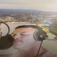 VIDEO: Welsh National Opera and Luke Evans Perform Queen's 'Who Wants to Live… Video