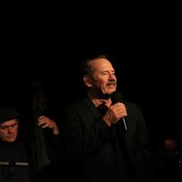 BWW Review: Tom Wopat Brings Magic And WEDNESDAY'S WITH WOPAT to The Beach Cafe