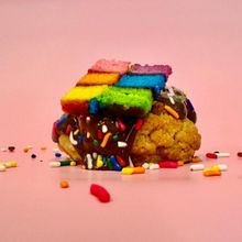 Janie's Life-Changing Baked Goods and Zola Bakes Present Pride Crust Cookie