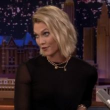VIDEO: Karlie Kloss Talks Red Carpet Fashion on THE TONIGHT SHOW WITH JIMMY FALLON
