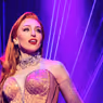 Video: Kelsie Watts Is Still Sparkling in MOULIN ROUGE!