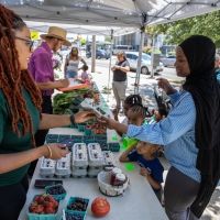 New Northern Liberties Farmers Market Pop-Up To Debut At Piazza in Time for…