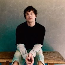 Alec Benjamin Debuts Single 'Sacrifice Tomorrow'