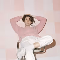 Boy Willows Shares 'Yello House' From 'BANGS' EP