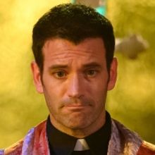 Photos: Peacock Shares First Look at Colin Donnell in IRREVERENT